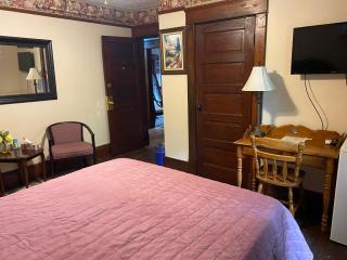Colonial Charm Inn Bed & Breakfast - Charlottetown - 6