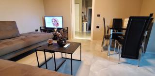 Sunflower Apartment - Vlorë - 1