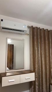 Modern hotel apartment in Second New Cairo - Madinaty - 7