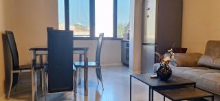 Sunflower Apartment - Vlorë - 4