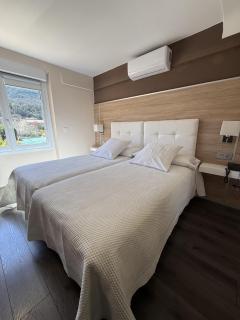 Hotel Restaurant Rose des Pyrénées - Belvianes-et-Cavirac - 8