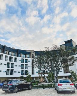 Luxe Studio - On Park near Canal walk Century City - 0