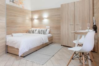 Смарт квартира з ремонтом в центрі біля клубу MALEVICH - Lviv - 0