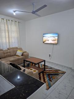Home by Mercian - Bamburi - 5
