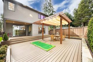 Modern 4BR Family Oasis - Treehouse Bunk &Game Room - Shoreline - 4