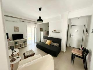 The Beach House - Paralia Dionisiou - 7