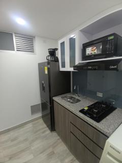 Apartaestudio amoblado, Edificio Avanzzare T2-301 - 1