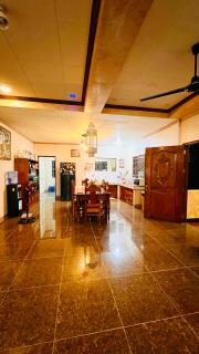 Chateau La Princesa with cozy garden & bar - 5