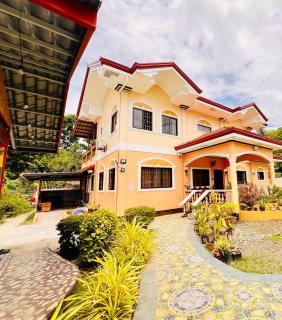 Chateau La Princesa with cozy garden & bar - 4