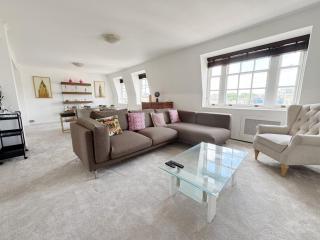 Central 3 Bed Flat by Hyde Park and Baker St - London - 0