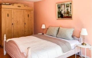 Stunning Apartment In St Annen - 2