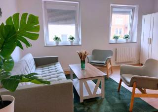 Top-Lage ideal für Teams & Familien mit 6 Personen - Neu-Ulm - 0