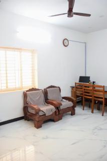Jani and jai little home, Adhiyogi, Isha, AC room - Coimbatore - 8