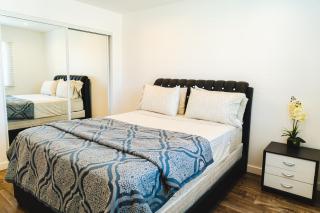 Chic Cozy One Bedroom Close to Downtown LA With Gated Parking - 2