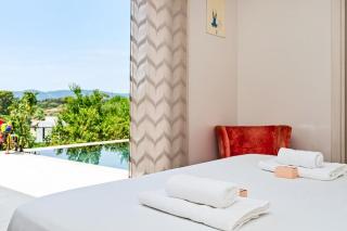 Victory - Villa d 'Architecte Panorama - LeBooker - 7