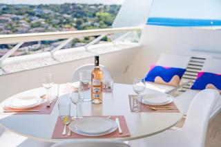 T3 luxe Marina Baie des Anges vue mer panoramique - 1