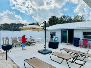 Cottage 35, Heron Hideaway - Dora Canal Court - a downtown, waterfront community - 6