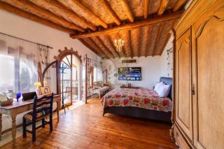 A historic STONE VILLA with private garden, terrace and private pool just for you - 4
