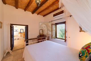 A historic STONE VILLA with private garden, terrace and private pool just for you - Klirou - 7