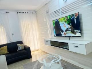 2 bedroom apartment IKeja Adeniyi Jones - Ikeja - 5