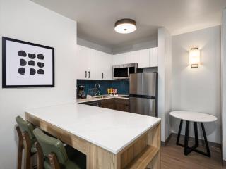 Staybridge Suites Rochester University by IHG - Rochester - 6