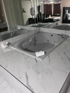 Falls Lodge & Suites - Niagara Falls - 7