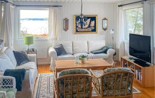 Awesome Home In Askersund With Sauna - Askersund - 6