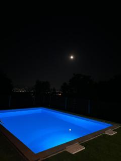 Royal Haven - - 4