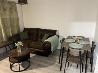 Entire 2 Bedroom Flat Lincoln - 5