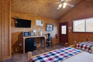 Texas Hill Country Resort - Medina - 6