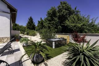 Holiday house with a swimming pool Pridraga - Cuskijas, Novigrad - 24776 - Pridraga - 2
