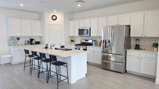 Spacious 5BR House • Pool Table • Arcades - Las Vegas - 6