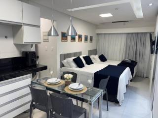Flat com piscina a 50m da praia - Recife - 0