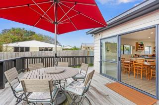 Warm sunny holiday home right in town - 3