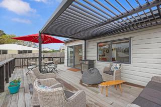 Warm Cosy holiday home right in town - Raglan - 5