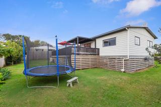 Warm Cosy holiday home right in town - 3
