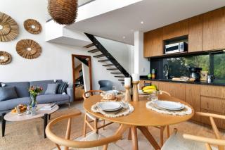 Stylish Loft with Pool Access - 5