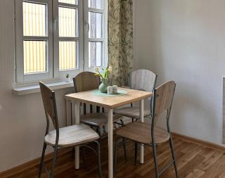 Duży apartament z kuchnią i łazienką - Namysłów - 9