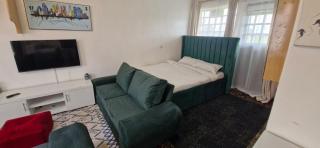 mafichoni homes - 8