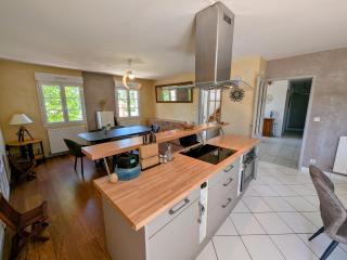 Gîte spacieux à Fretigney avec jardin et billard, idéal pour 8 pers. - FR-1-583-507 - Frétigney-et-Velloreille - 8