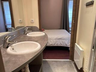 Spacieux 4 pièces à Risoul 1850, 8 couchages, proche pistes - FR-1-330-590 - 3