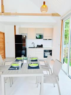 Baan Saint-Tropez Seaview Villas Kata Beach - Kata Beach - 7