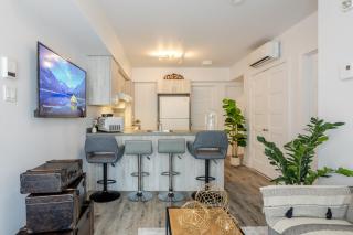 Urban 1BDR Apartment on Bishop -MTL Live Spot - 9