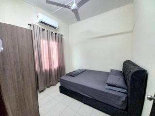 DC Garden Homestay - wifi, netflix - Shah Alam - 8
