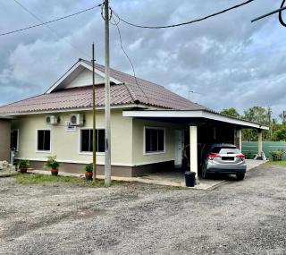 Aufa Homestay 3 Bilik Aircond - 5