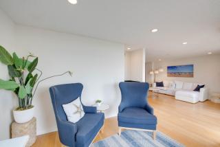 Nautical 2 Bedroom with Beautiful Ocean Views - Los Angeles - 1