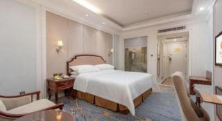 Vienna Hotel Guangzhou Baiyun College Jinyuan Plaza - 2