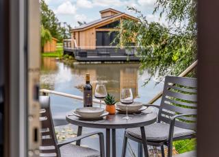 Woad Mill Lakeside Lodges - Boston - 8