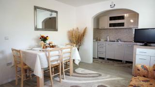 Apartments Red Rose - Nin - 0