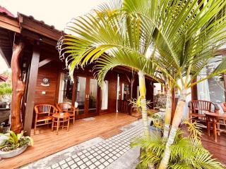 Nusa Veranda Sunset Villas & Restaurant - Nusa Lembongan - 1